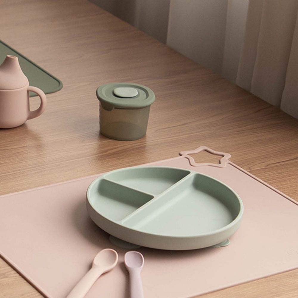 1PCS Simple Silicone Placemat  - Baby Food In Restaurant recension och pris
