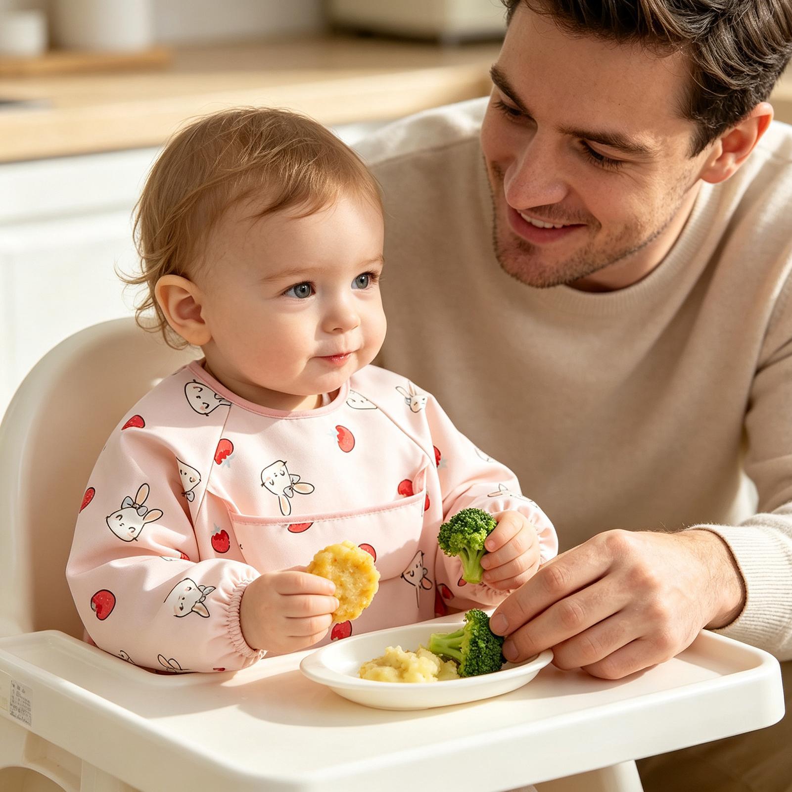 Feeding Smock Soft Adjustable  - Baby Food In Restaurant recension och pris